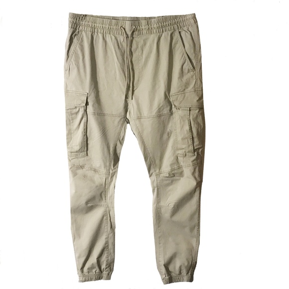 NWOT H&M Slim Fit Cargo Pants Size L - Picture 1 of 3